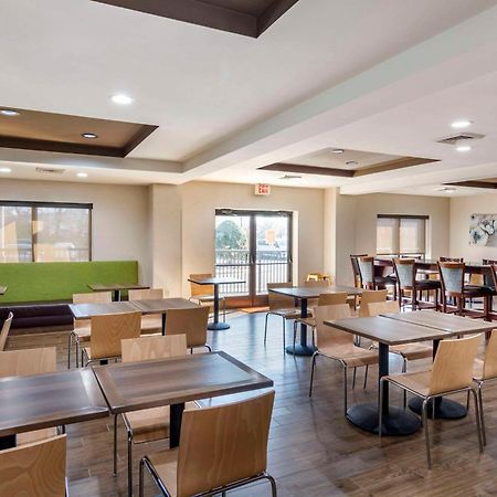 Comfort Suites Southpark Colonial Heights Exterior photo